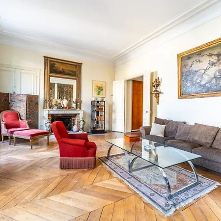 Apartment Reception With Stunning Views Paris